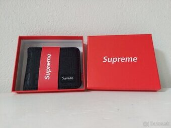 Supreme peňaženka čierna.