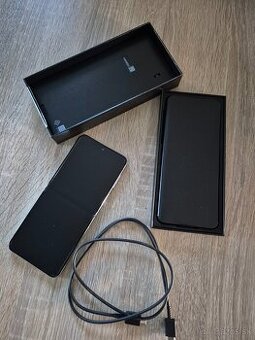 Predám Samsung Z flip 5, 8gb/512gb, zelený