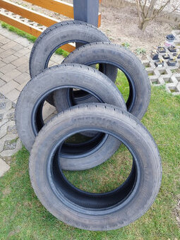 Predám zimné pneumatiky Imperial snowdragon 3 215/60 R17