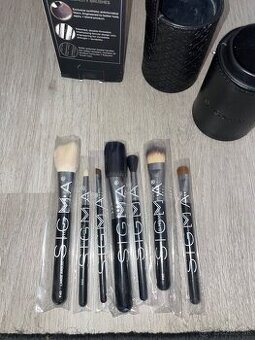 Sigma Beauty travel kit