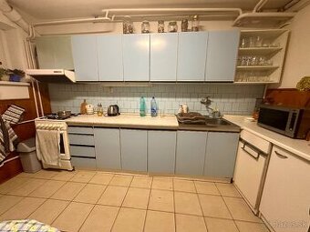 Predám staršiu kuchynskú linku - 1