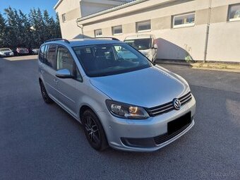 Volkswagen Touran 1,4TSI DSG 7 miest