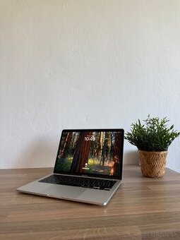 Notebook MacBook Pro 13 M1 strieborný 512GB