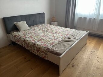 manzelska postel