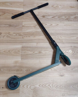 predám freestyle kolobežka North Switchblade V2 Forest Green