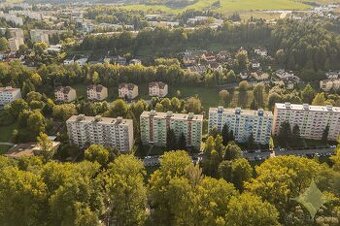 Na predaj: zariadený 1-izbový byt, 40 m² – Fončorda, Banská  - 1