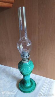 Malachitová lampa