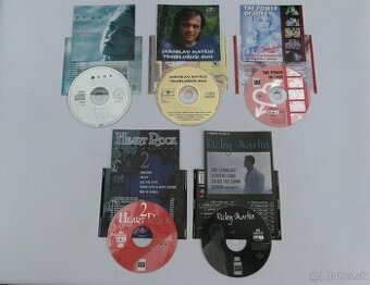 CD nosiče .
