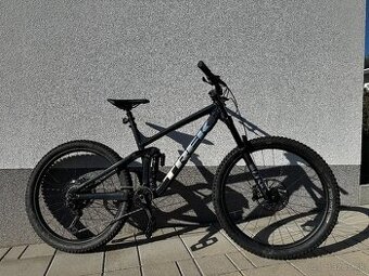 Trek Remedy 8 Dark Prismatic