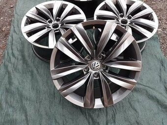 Alu disky Volkswagen Arteon Almere R18