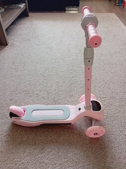 Trojkolieskova kolobezka