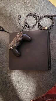 Playstation 4 slim
