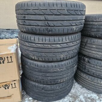 225/40 r18 Bridgestone