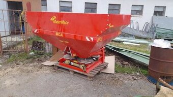 rozmetadlo priemyselných hnojív