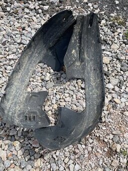 Fiesta predne podblatniky