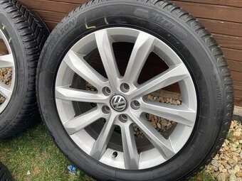 Helsinki-silber VW PASSAT B8 5x112 215 55 17 celoročné