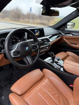 BMW 520D 140KW Limuzína