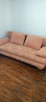 Pohovka, gauč s úložným priestorom