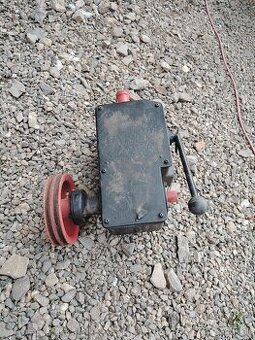 Malotraktor domácej výroby motor