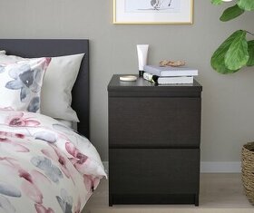 Manzelska postel z Ikea MALM