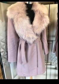 Kúpim kabát s kožušinkou ružový M