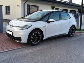 ID.3 Pro 150kW 58kWh 68000 Km, 1. Majiteľ, vyhr. volant,DPH
