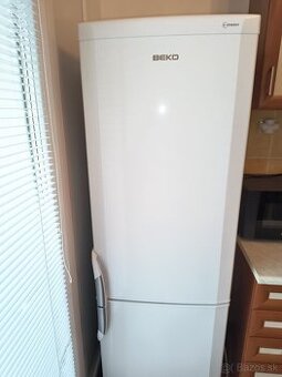 Predám chladničku s mrazničkou Beko trieda A+