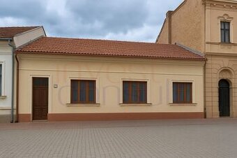 2345 NA PREDAJ MEŠTIANSKY DOM S PRÍJEMNOU ATMOSFÉROU