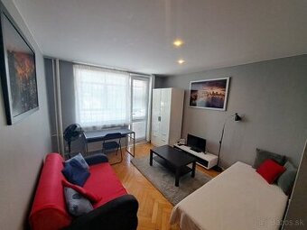 Pekný1-izbový byt v centre Košíc - 470 euro komplet prenájom