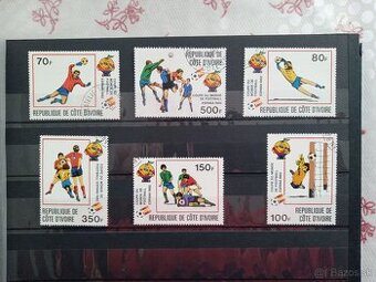 Poštové známky č.1030 - Pobrežie Slonoviny - futbalisti