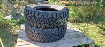 Pneu LT 215/65/R16