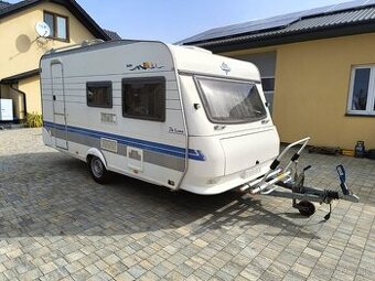 Hobby 440 De Luxe - 2001, Max 1250 kg, predstan