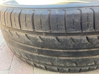 Predám pneumatiku255/60R18