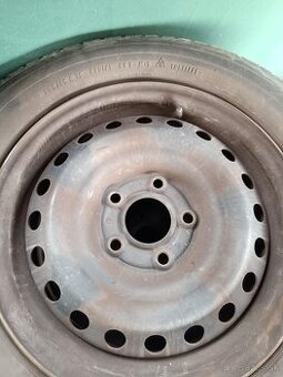 Plechove disky 5x114,3 R15+pneu