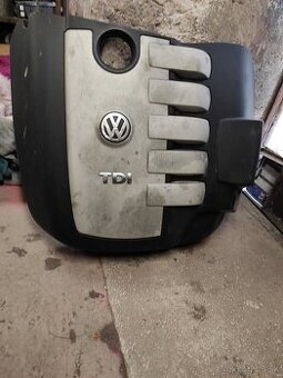 Volkswagen Touareg 2,5tdi kryt motora
