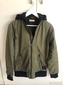 Bunda pre tínedžera