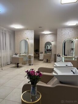 Hľadáme skúsenú kaderníčku – nástup od apríla