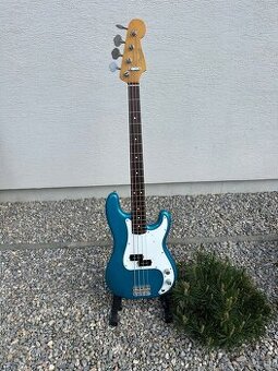Fender precision bass