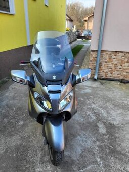 Suzuki Burgman 650