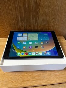 iPad 32GB Wi-Fi (5. generácie)