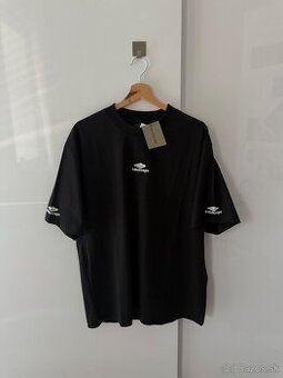 Balenciaga black tee výšivka - 1