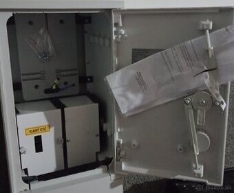 Na predaj ElektricKá Rozvodná skriňa Cena 250€