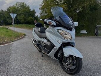 Suzuki Burgman 650 EXECUTIVE