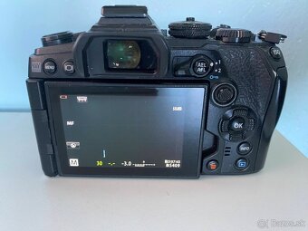 OM-D E-M1 Mark III - 1