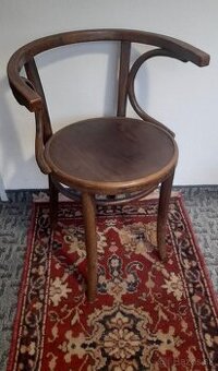 Stolička Thonet