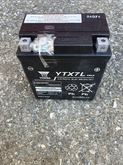 Motocyklová batéria Yuasa YTX7L