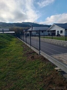 2D Antracitovy plot s podhrabovou doskou