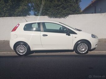 Fiat Punto Grande - 1