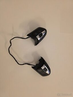 Ovladacie tlačidlá do volantu