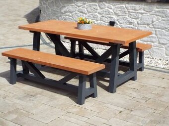 Záhradný masívny nábytok, Stôl, Lavice, Sedenie DOPRAVA SR